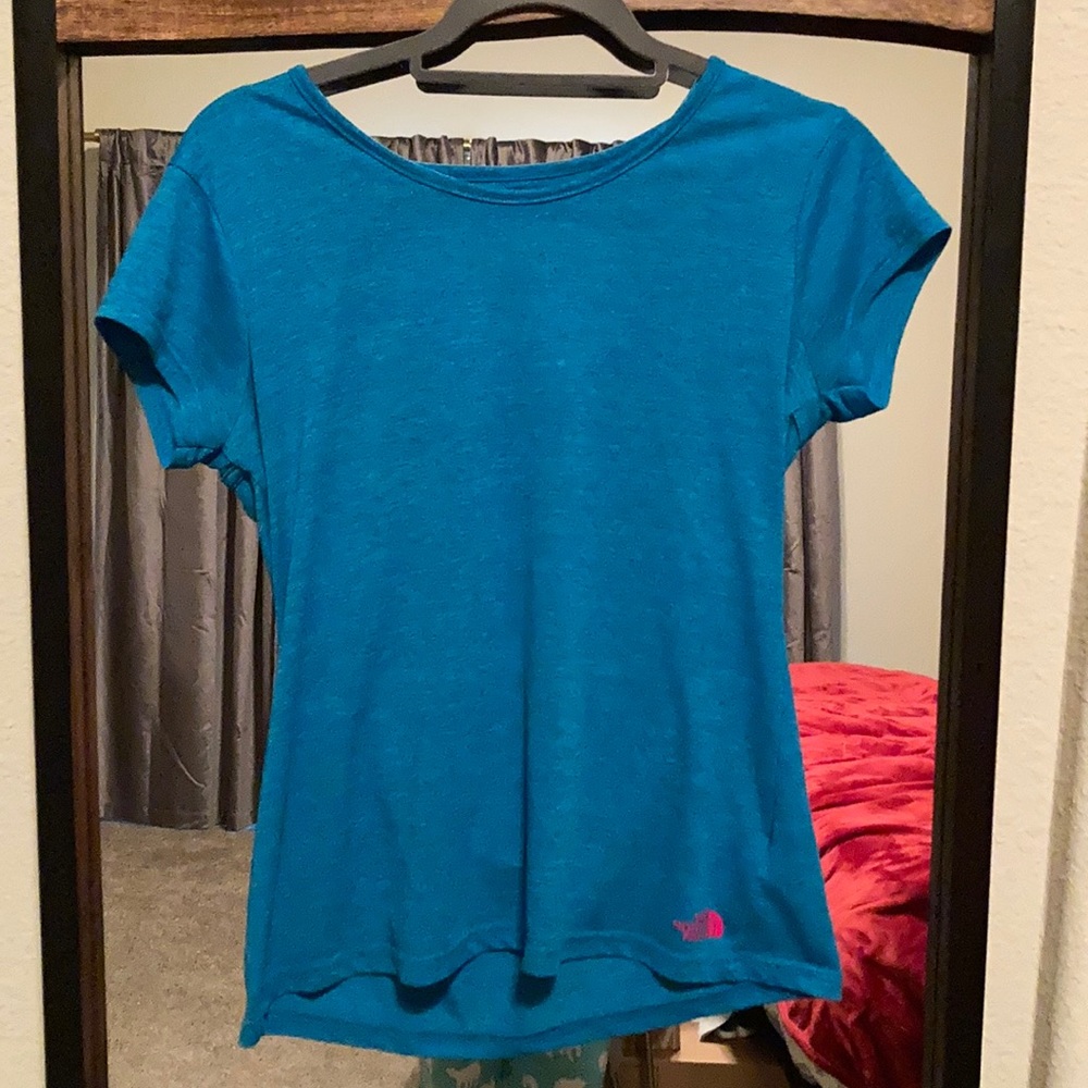 The North Face open back short sleeve tee M